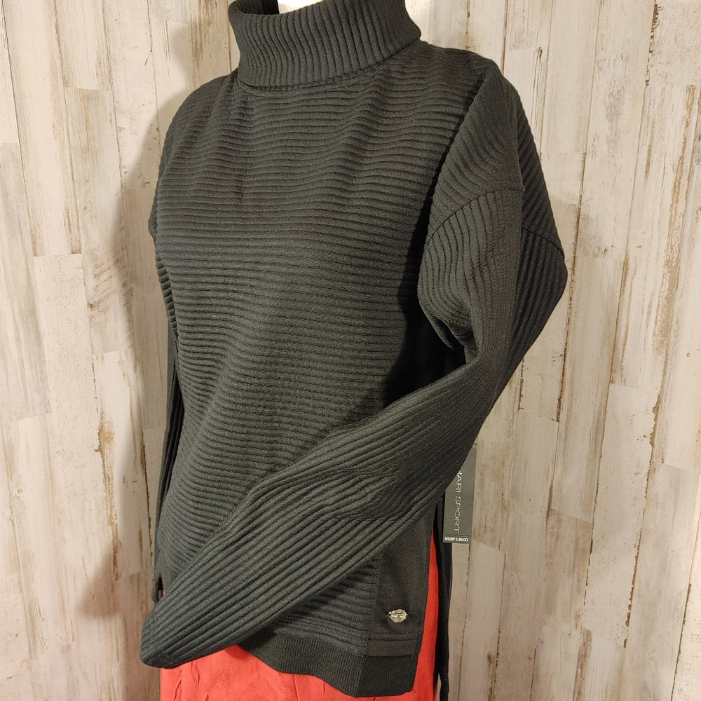 NWT Tahari Sport black pullover turtleneck sz S